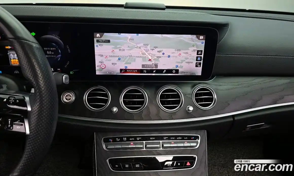 Mercedes-Benz E-Class 2021 1.9 Автомат в Москве № 324365, фото 12