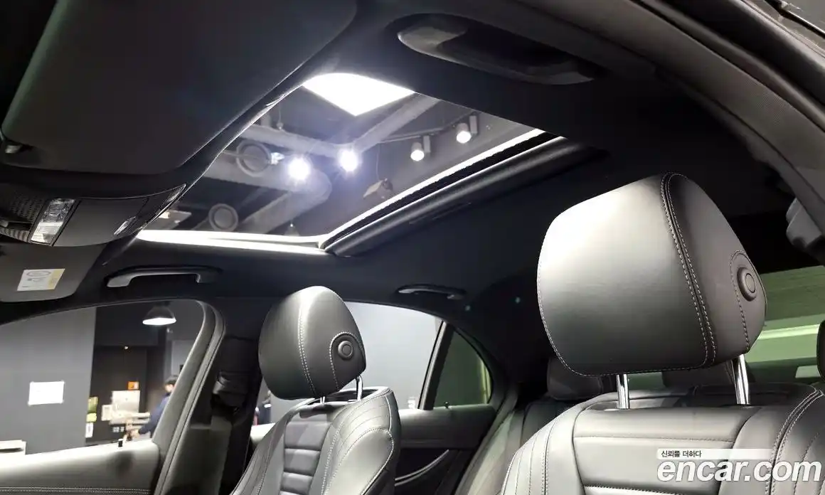 Mercedes-Benz E-Class 2021 1.9 Автомат в Москве № 324365, фото 5