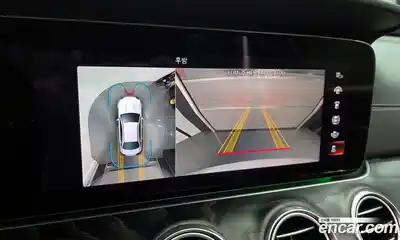 Mercedes-Benz E-Class 2021 1.9 Автомат в Москве № 324365, миниатюра 6