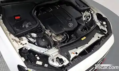 Mercedes-Benz E-Class 2021 1.9 Автомат в Москве № 324365, миниатюра 9