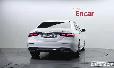 Mercedes-Benz E-Class 2021 1.9 Автомат в Москве № 324365, миниатюра 10