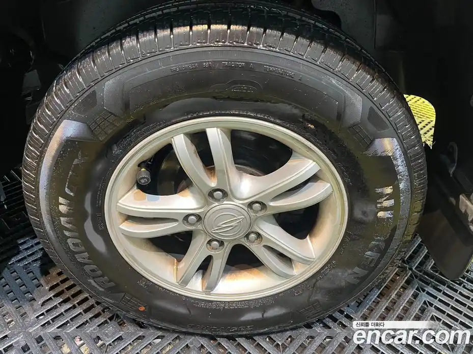 SsangYong Korando 2014 2.0 Механическая в Москве № 32964, фото 20