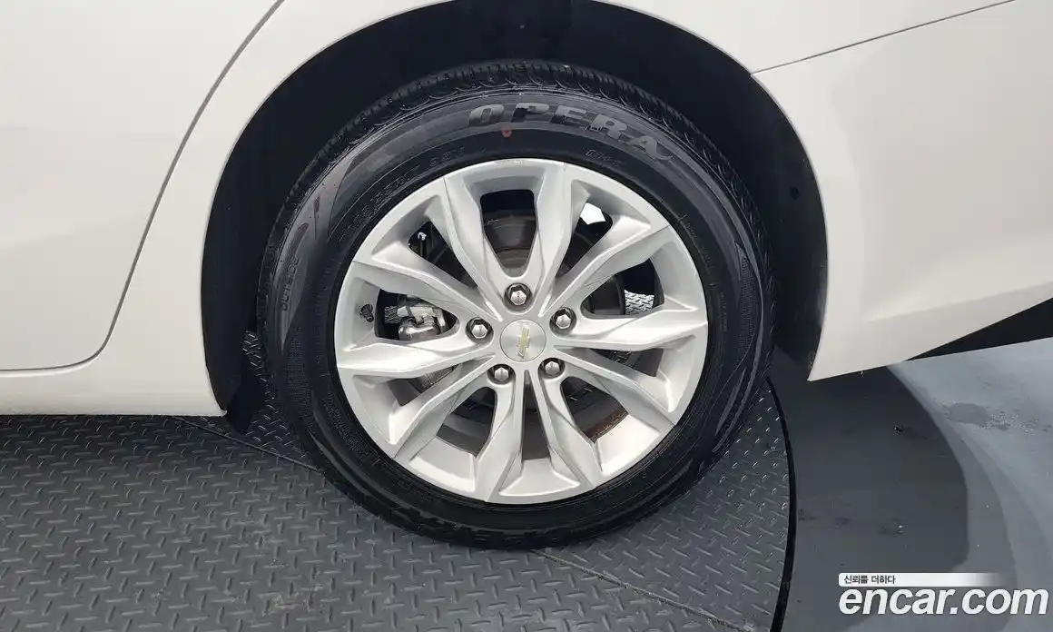 Chevrolet Malibu 2020 1.3 Автомат в Москве № 331809, фото 19