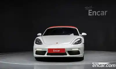 Porsche 718, 2017