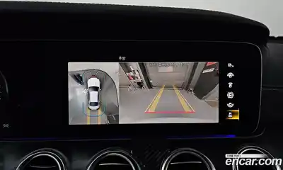 Mercedes-Benz E-Class 2023 2.0 Автомат в Москве № 339596, миниатюра 3