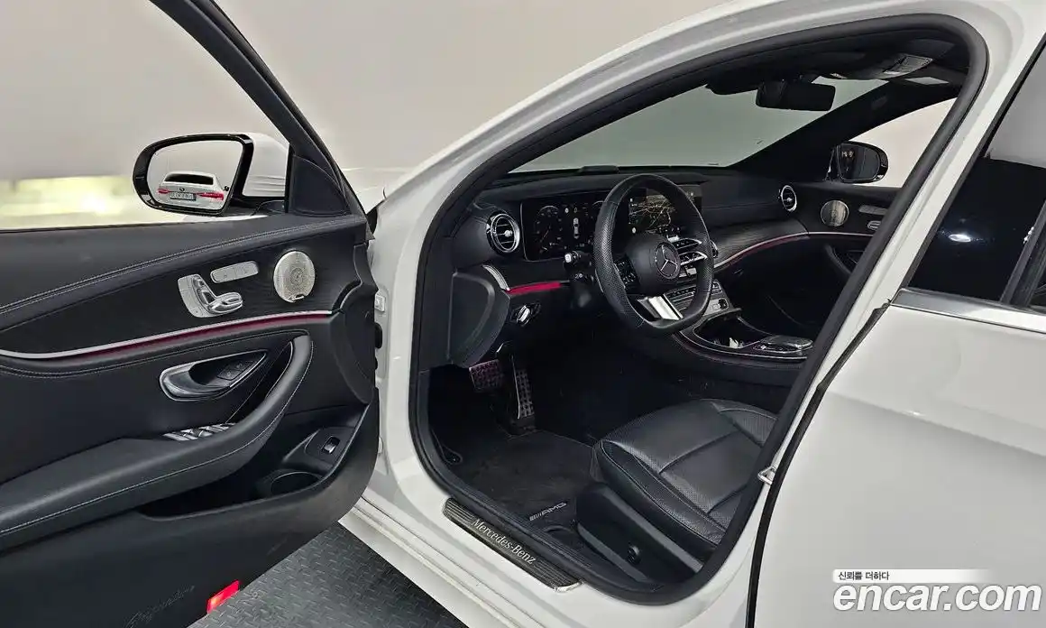 Mercedes-Benz E-Class 2023 2.0 Автомат в Москве № 339596, фото 4