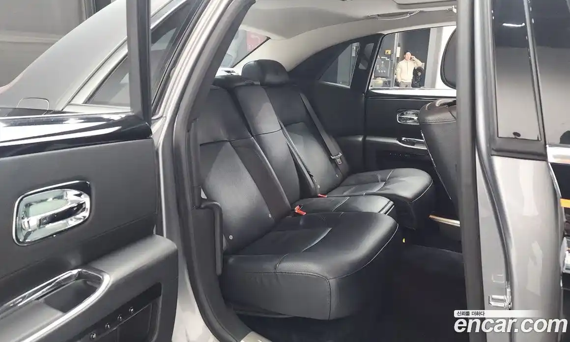 Rolls-Royce Ghost 2013 6.6 Автомат в Москве № 353773, фото 12