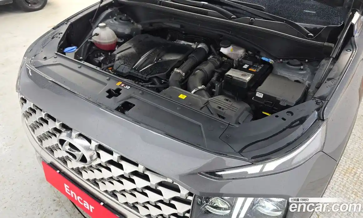 Hyundai Santa Fe 2023 2.5 Автомат в Москве № 358089, фото 6