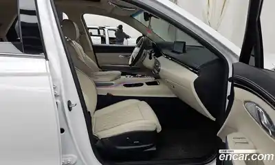 Genesis GV70 2024 2.5 Автомат в Москве № 364360, миниатюра 11