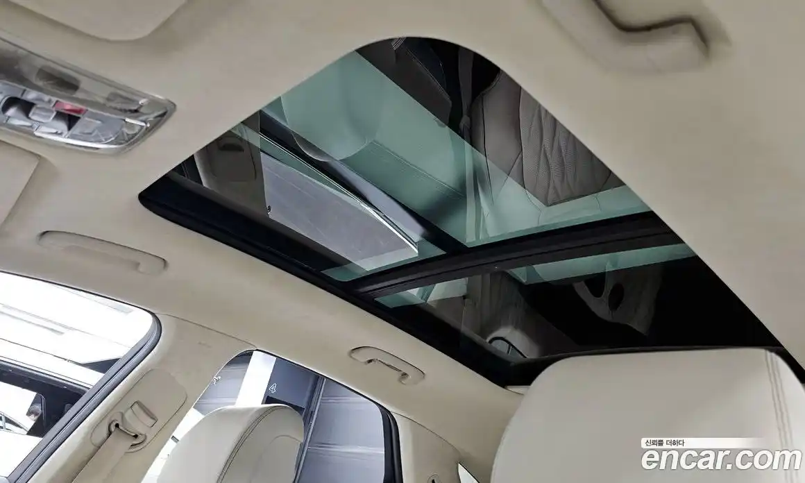 Genesis GV70 2024 2.5 Автомат в Москве № 364360, фото 17