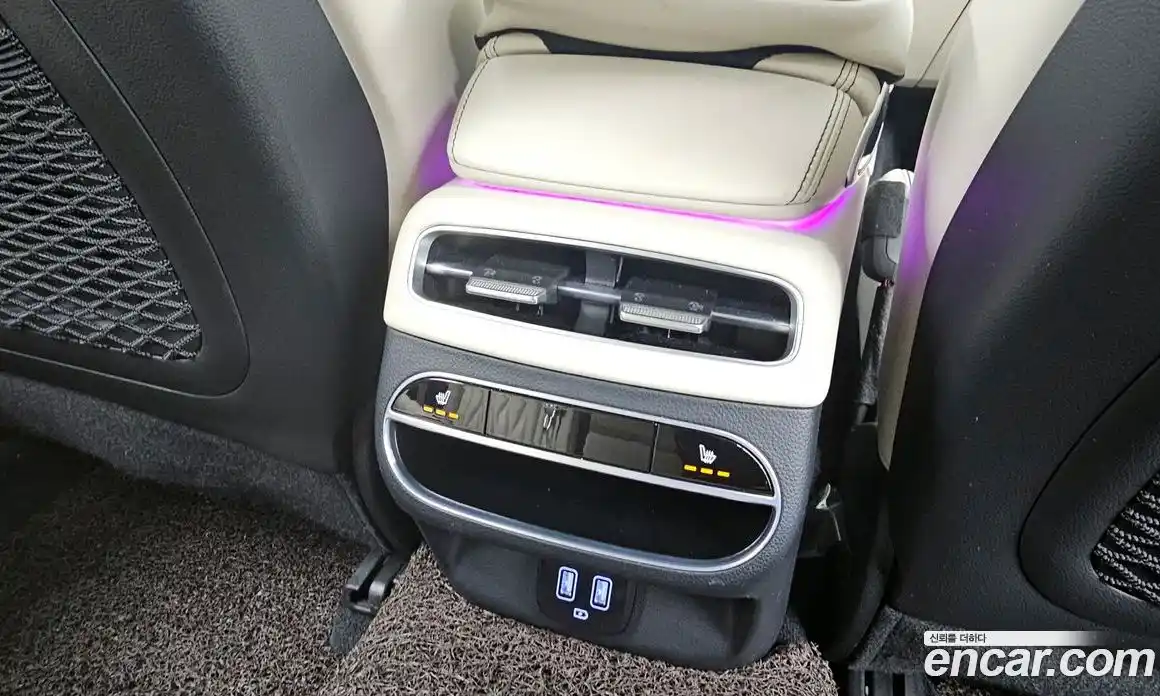 Genesis GV70 2024 2.5 Автомат в Москве № 364360, фото 19