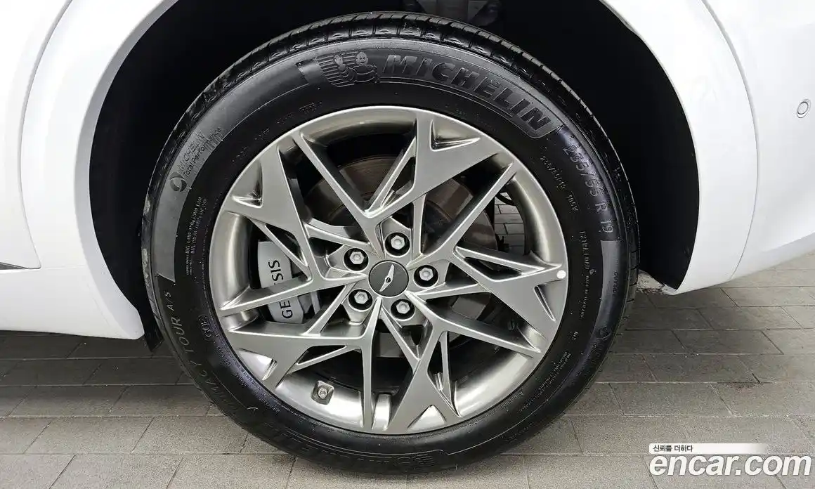 Genesis GV70 2024 2.5 Автомат в Москве № 364360, фото 5