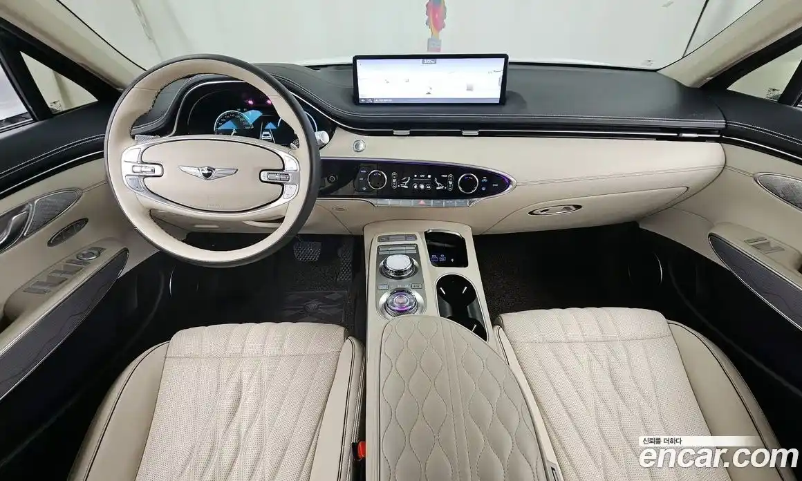 Genesis GV70 2024 2.5 Автомат в Москве № 364360, фото 7