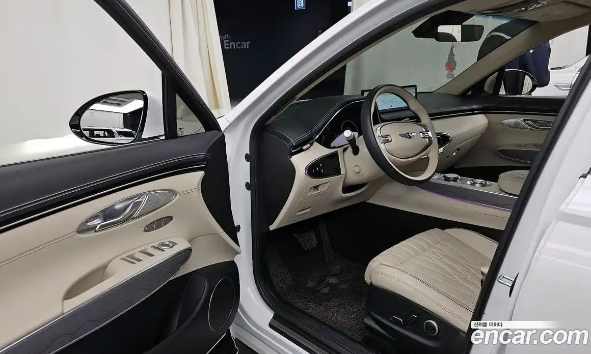 Genesis GV70 2024 2.5 Автомат в Москве № 364360, фото 10