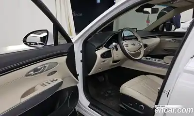 Genesis GV70 2024 2.5 Автомат в Москве № 364360, миниатюра 10