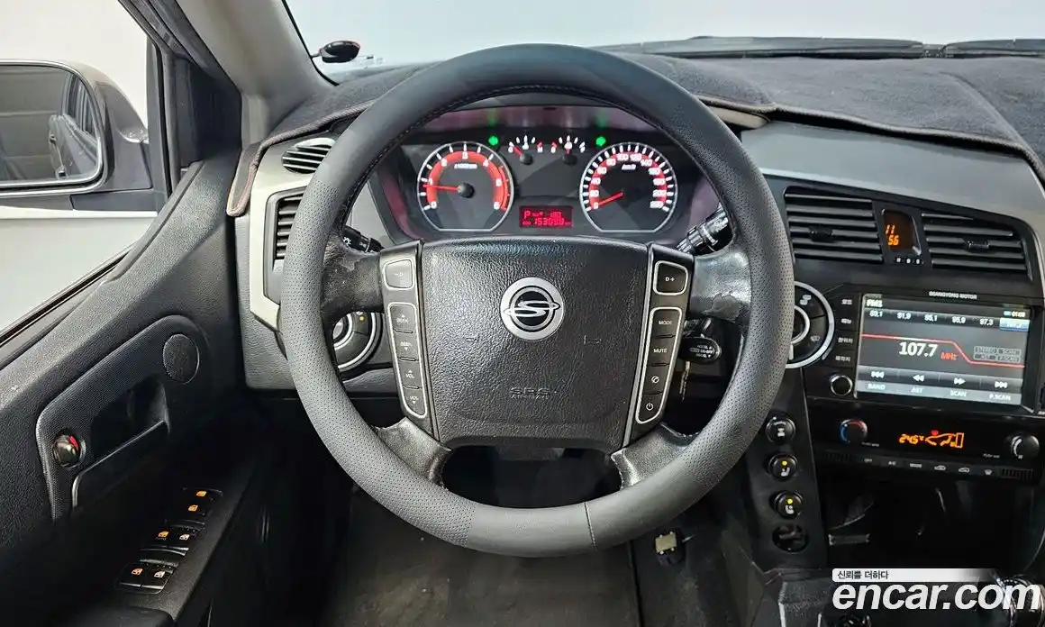 SsangYong Korando 2014 2.0 Автомат в Москве № 369159, фото 13