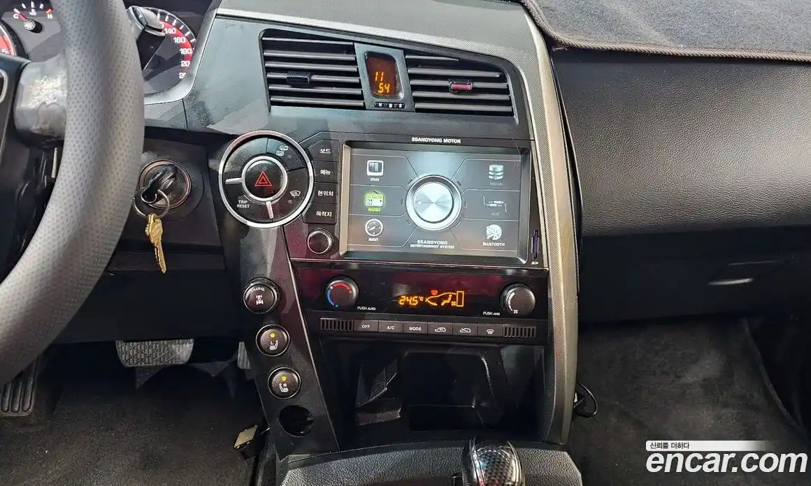 SsangYong Korando 2014 2.0 Автомат в Москве № 369159, фото 14