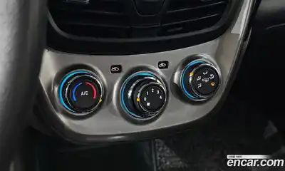 Chevrolet Spark 2017 1.0 Автомат в Москве № 37151, миниатюра 7