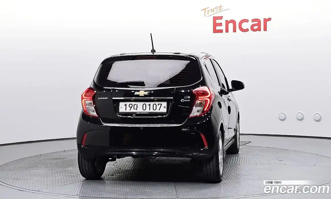 Chevrolet Spark 2017 1.0 Автомат в Москве № 37151, фото 10