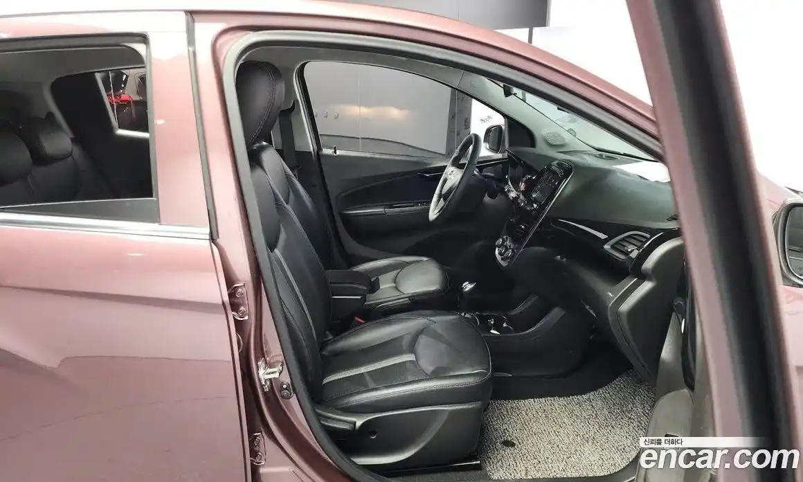 Chevrolet Spark 2020 1.0 Автомат в Москве № 39048, фото 1