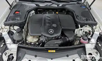 Mercedes-Benz E-Class 2022 2.0 Автомат в Москве № 390684, миниатюра 6