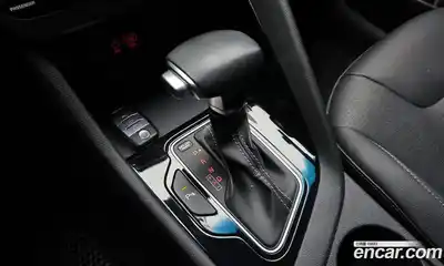 Kia Niro 2017 1.6 Автомат в Москве № 401554, миниатюра 9