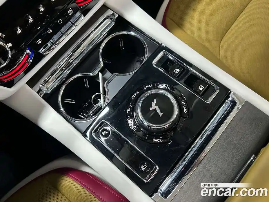 Rolls-Royce Spectre 2024 0.3 Автомат в Москве № 407305, фото 11