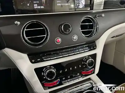 Rolls-Royce Spectre 2024 0.3 Автомат в Москве № 407305, миниатюра 10