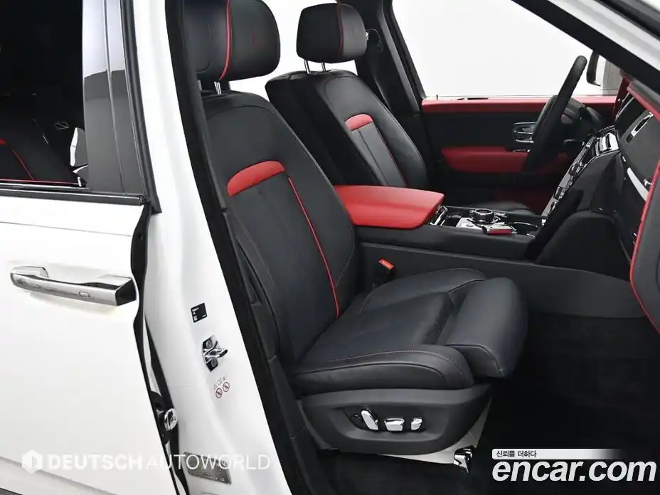 Rolls-Royce Cullinan 2024 6.7 Автомат в Москве № 407313, фото 10