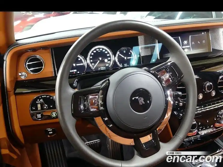 Rolls-Royce Phantom 2022 6.7 Автомат в Москве № 407377, фото 12