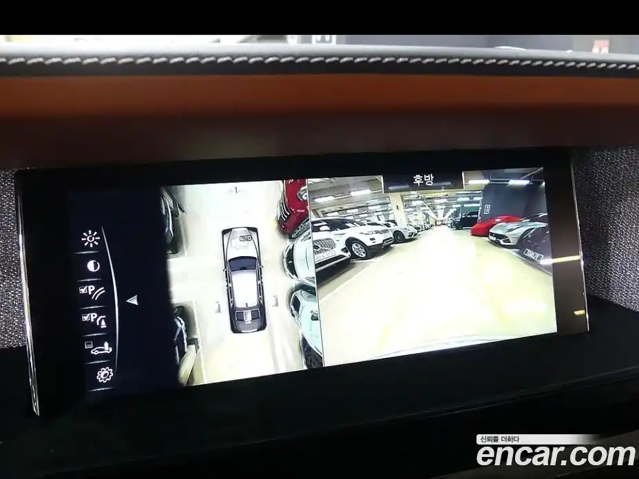 Rolls-Royce Phantom 2022 6.7 Автомат в Москве № 407377, фото 13