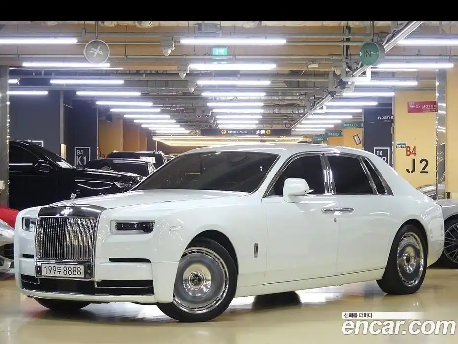 Rolls-Royce Phantom 2022 6.7 Автомат в Москве № 407377, фото 3