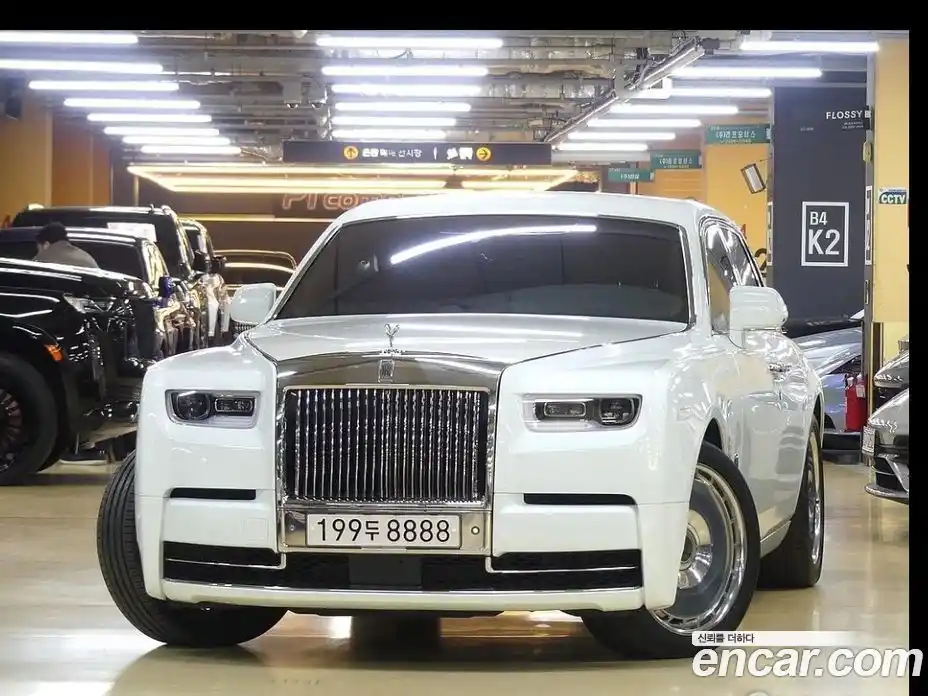 Rolls-Royce Phantom 2022 6.7 Автомат в Москве № 407377, фото 4