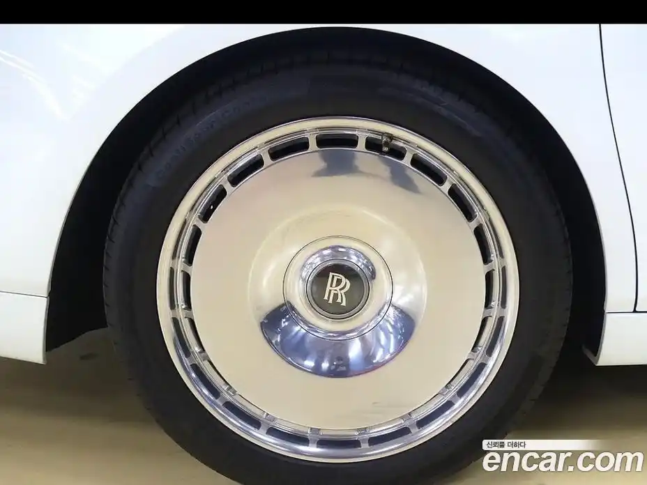 Rolls-Royce Phantom 2022 6.7 Автомат в Москве № 407377, фото 5