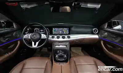 Mercedes-Benz E-Class 2020 2.0 Автомат в Москве № 410474, миниатюра 7