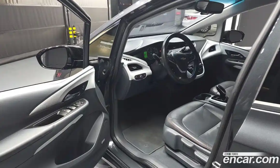 Chevrolet Bolt EV 2021 0.2 Автомат в Москве № 41287, фото 3