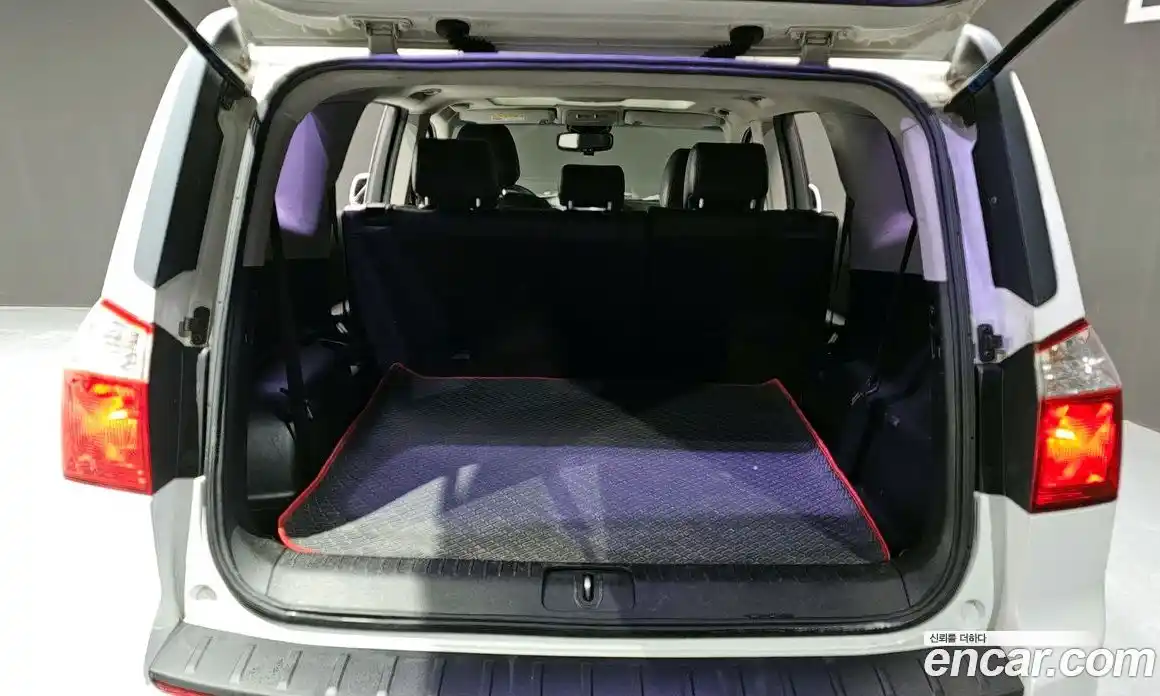 Chevrolet Orlando 2013 2.0 Автомат в Москве № 42174, фото 18