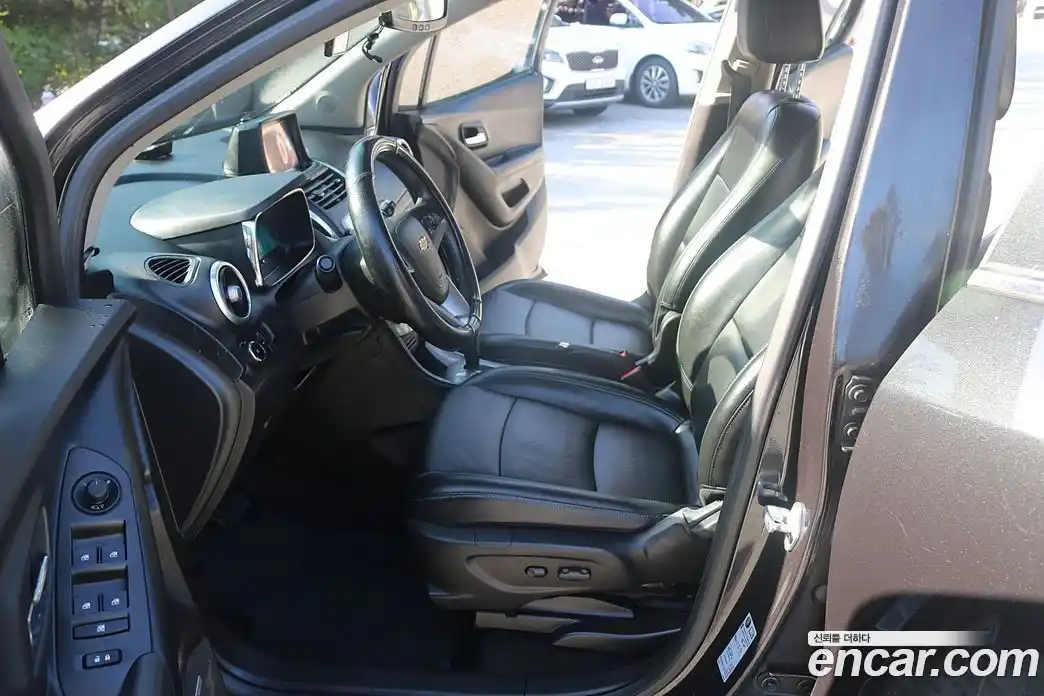 Chevrolet Trax 2016 1.6 Автомат в Москве № 42402, фото 11