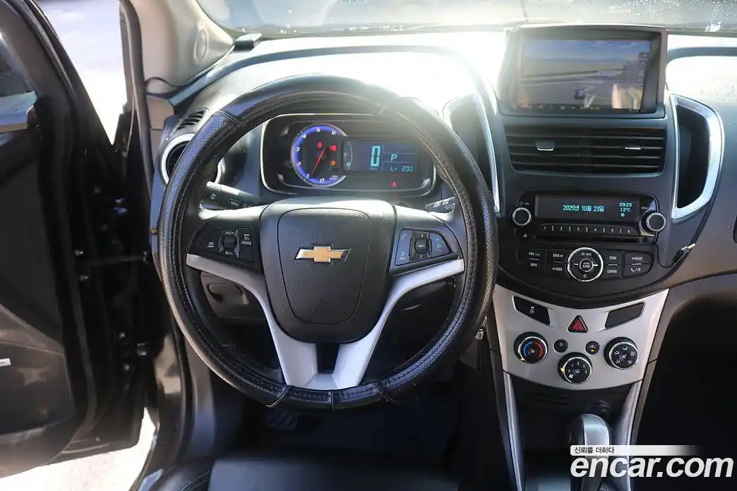 Chevrolet Trax 2016 1.6 Автомат в Москве № 42402, фото 10