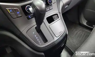 Hyundai Starex 2019 2.4 Автомат в Москве № 48220, миниатюра 9