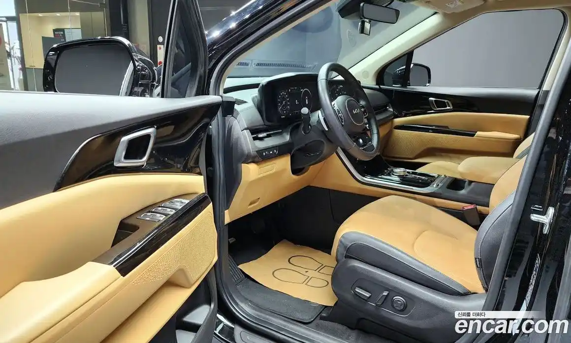 Kia Canival 2023 2.2 Автомат в Москве № 53863, фото 15