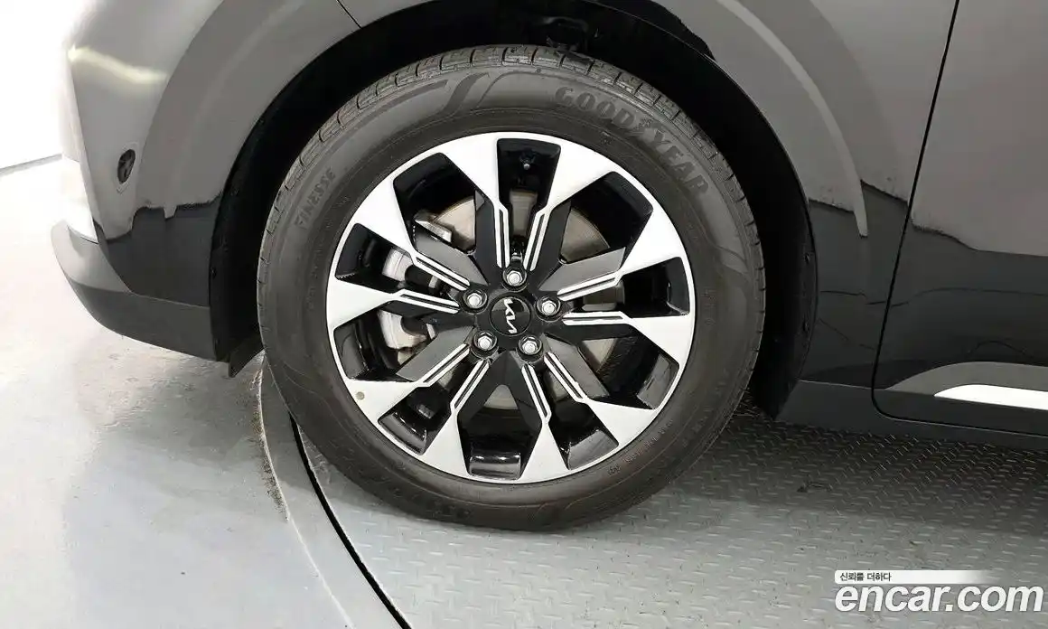 Kia Canival 2022 3.5 Автомат в Москве № 54933, фото 5