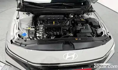 Hyundai Avante 2024 1.6 Автомат в Москве № 93360, миниатюра 6