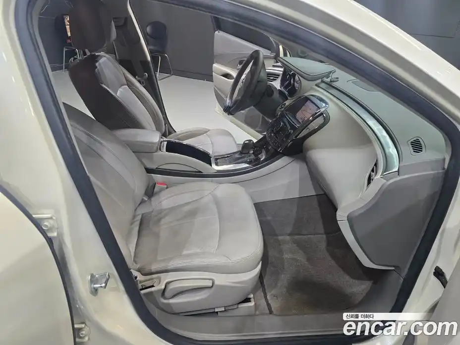 Chevrolet Alpheon 2011 2.4 Автомат в Москве № 97480, фото 12