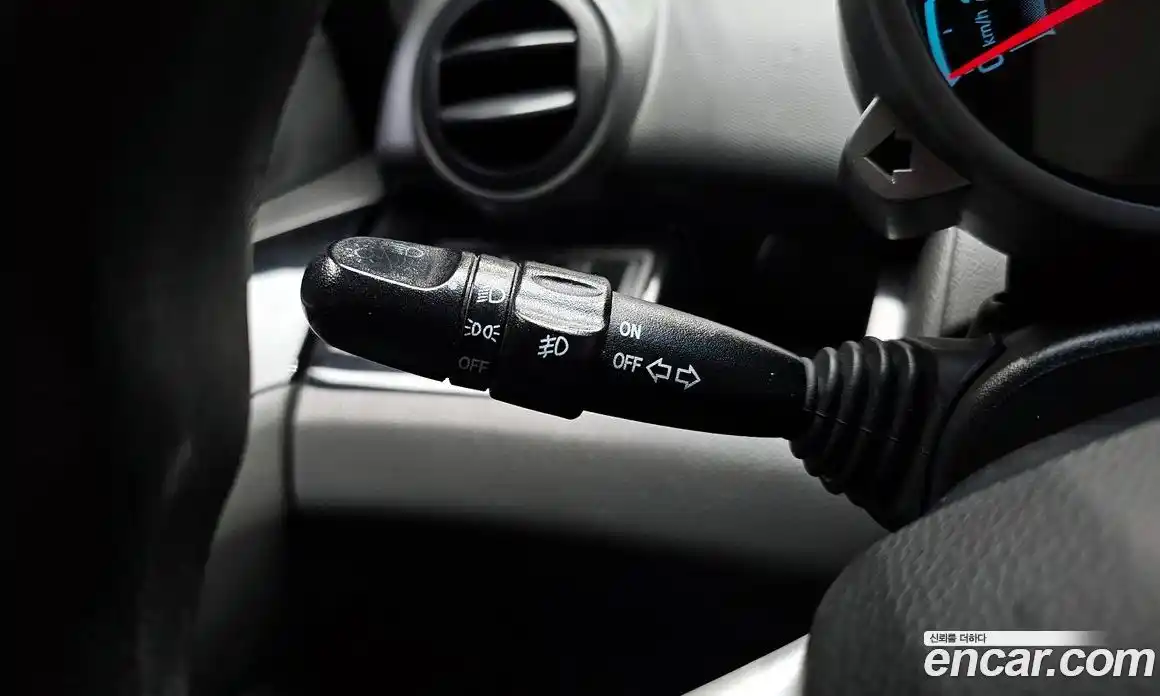 Chevrolet Spark 2012 1.0 Автомат в Москве № 100110, фото 19