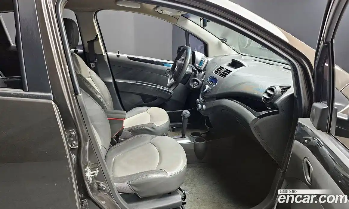 Chevrolet Spark 2012 1.0 Автомат в Москве № 100110, фото 5