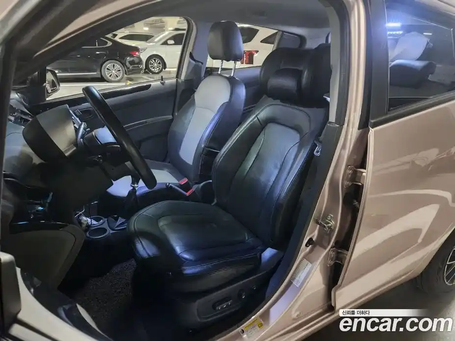 Chevrolet Matiz 2011 1.0 Механическая в Москве № 104479, фото 7