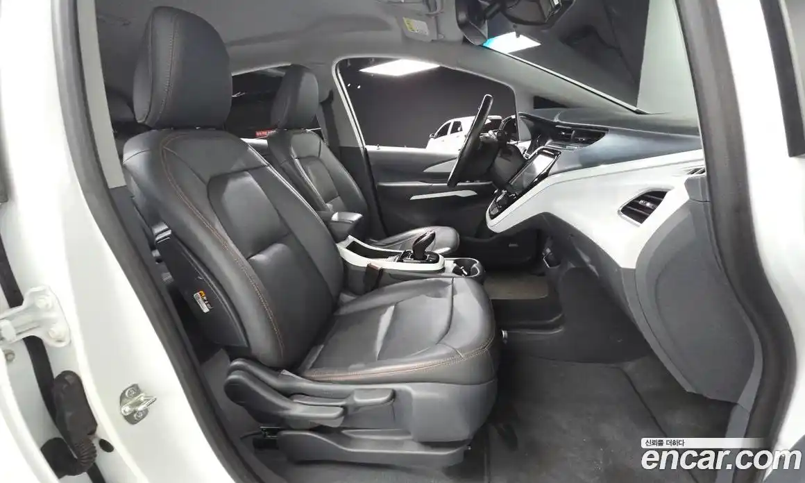 Chevrolet Bolt EV 2021 0.2 Автомат в Москве № 104788, фото 15