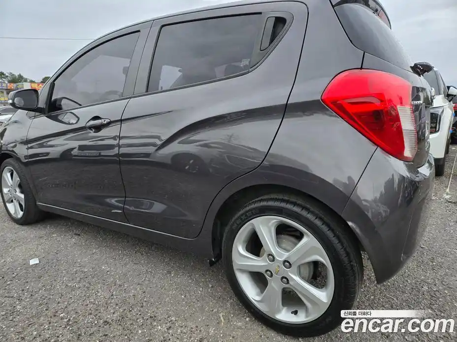 Chevrolet Spark 2016 1.0 Автомат в Москве № 105554, фото 5