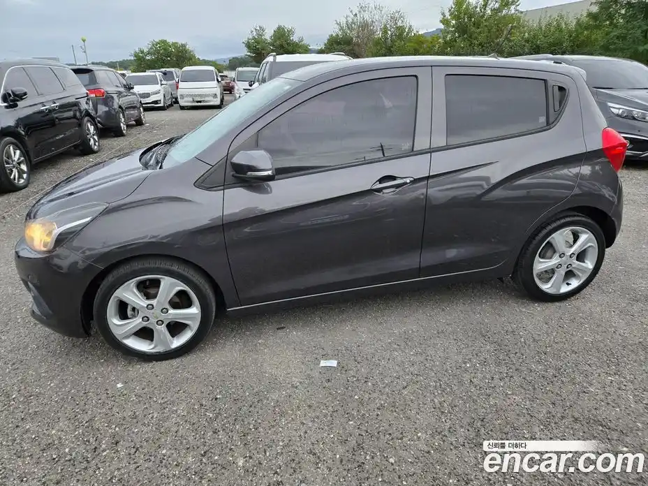Chevrolet Spark 2016 1.0 Автомат в Москве № 105554, фото 8